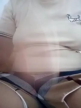 Zi zii online show from February 4, 2026, 1:17 pm