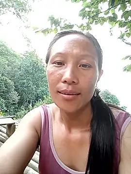 Snapshot of Diana-02 chatting on May 16, 2026, 10:47 am Diana-02 online show from May 16, 2026, 10:47 am