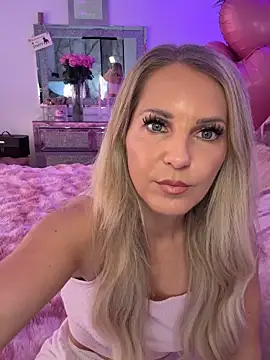 JulieSol online show from February 14, 2026, 8:36 am