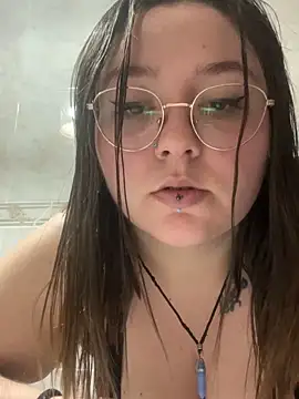 Snapshot of _maracr19_ chatting on January 18, 2026, 4:10 pm maracr19 online show from January 18, 2026, 4:10 pm