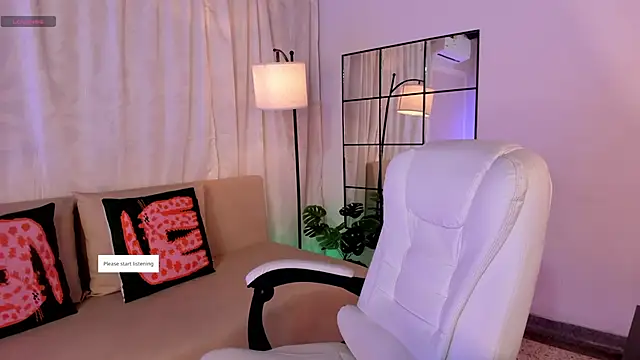 liaamoon  online show from March 26, 2026, 12:25 pm