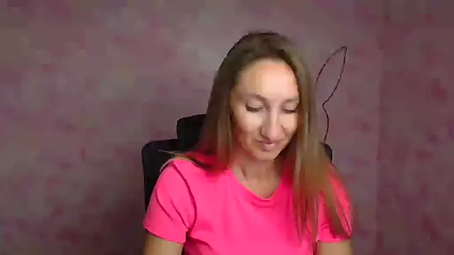 Snapshot of Diana_Sweeet_ chatting on April 5, 2026, 5:47 am Diana Sweeet online show from April 5, 2026, 5:47 am