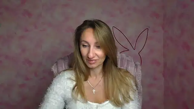 Snapshot of Diana_Sweeet_ chatting on April 14, 2026, 5:23 am Diana Sweeet online show from April 14, 2026, 5:23 am