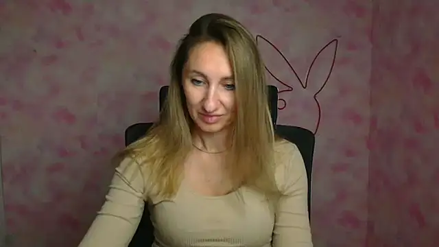 Snapshot of Diana_Sweeet_ chatting on April 15, 2026, 5:46 am Diana Sweeet online show from April 15, 2026, 5:46 am