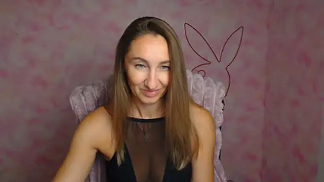 Snapshot of Diana_Sweeet_ chatting on April 1, 2026, 5:31 am Diana Sweeet online show from April 1, 2026, 5:31 am