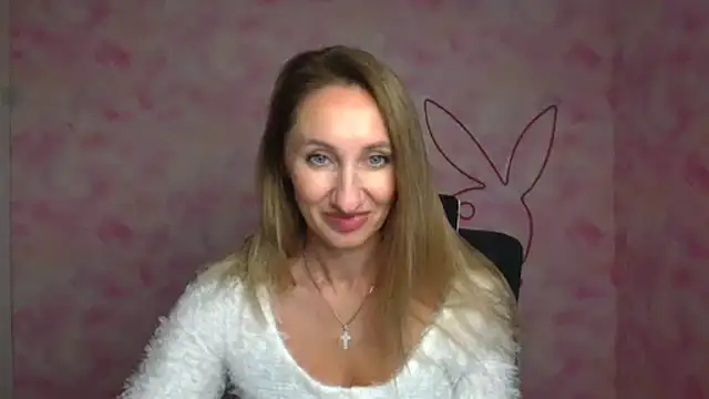 Snapshot of Diana_Sweeet_ chatting on April 11, 2026, 11:25 am Diana Sweeet online show from April 11, 2026, 11:25 am