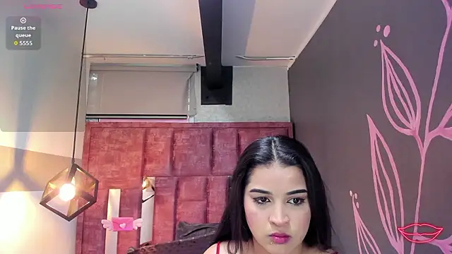 Mabel  Fox online show from January 16, 2026, 11:47 am