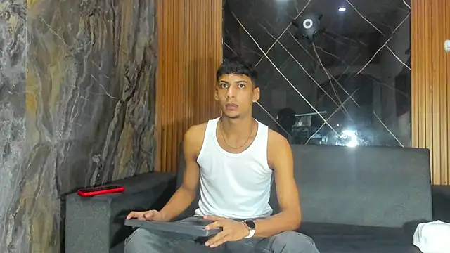 Snapshot of ALEX_KEITH26 chatting on January 19, 2026, 11:47 am ALEX KEITH26 online show from January 19, 2026, 11:47 am