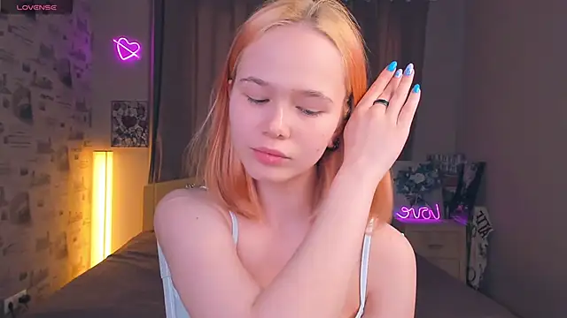 OwlLynn online show from February 22, 2026, 8:39 am