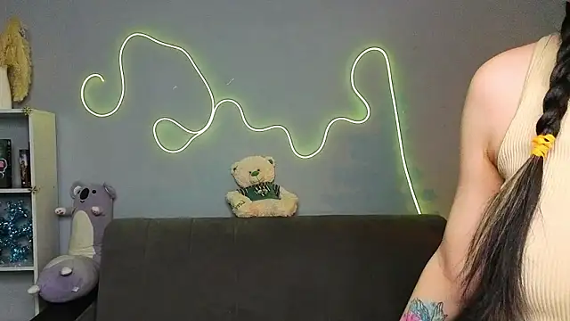 Snapshot of JinxMoon chatting on January 17, 2026, 5:05 pm JinxMoon online show from January 17, 2026, 5:05 pm