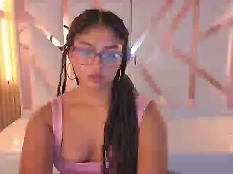 isabella tp online show from January 16, 2026, 8:35 pm