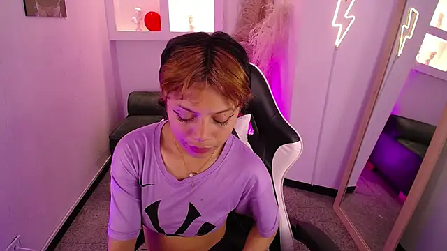 melodyy as online show from February 12, 2026, 12:38 pm