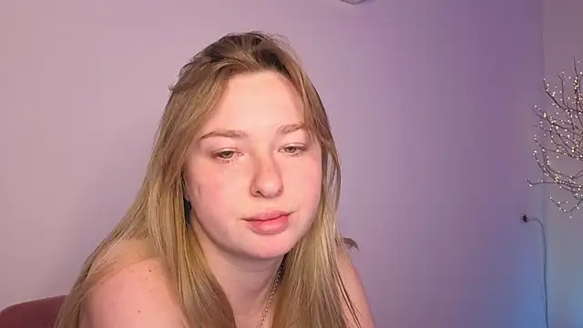 VladaHotxx online show from March 7, 2026, 10:10 am