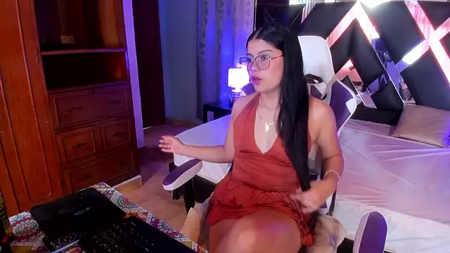 Snapshot of michell_sweetiee chatting on February 10, 2026, 6:29 pm michell sweetiee online show from February 10, 2026, 6:29 pm