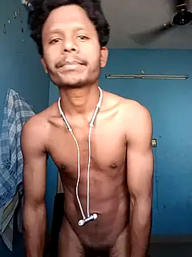 Snapshot of stylee_satheesh chatting on February 19, 2026, 5:37 am stylee satheesh online show from February 19, 2026, 5:37 am