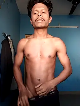 Snapshot of stylee_satheesh chatting on February 11, 2026, 3:28 am stylee satheesh online show from February 11, 2026, 3:28 am