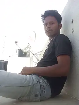 Snapshot of stylee_satheesh chatting on May 16, 2026, 10:58 am stylee satheesh online show from May 16, 2026, 10:58 am