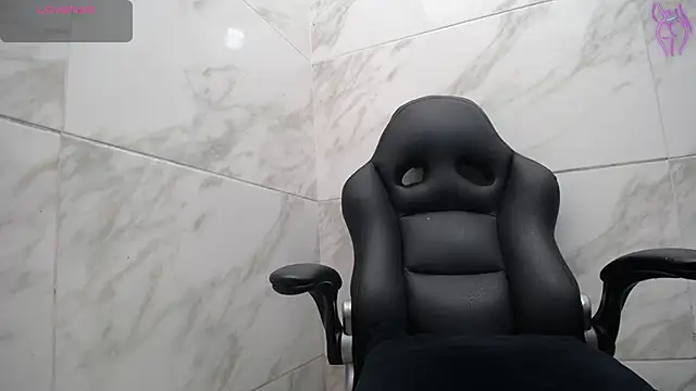 jasmine700141 online show from March 25, 2026, 7:13 pm