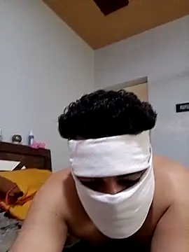 Snapshot of gujjuboysexy123 chatting on May 31, 2026, 10:21 am gujjuboysexy123 online show from May 31, 2026, 10:21 am