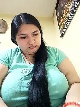 Snapshot of LauraHorny69 chatting on April 22, 2026, 3:24 am LauraHorny69 online show from April 22, 2026, 3:24 am