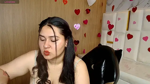 Snapshot of Zarath_tf chatting on February 19, 2026, 8:39 pm Zarath tf online show from February 19, 2026, 8:39 pm