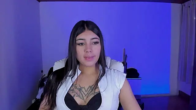 Snapshot of gabriella_live_ chatting on February 13, 2026, 8:20 pm gabriella live online show from February 13, 2026, 8:20 pm