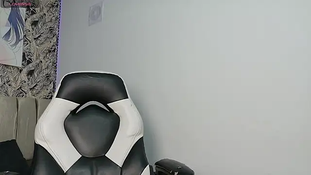 Tinyscarlett online show from February 8, 2026, 11:13 pm