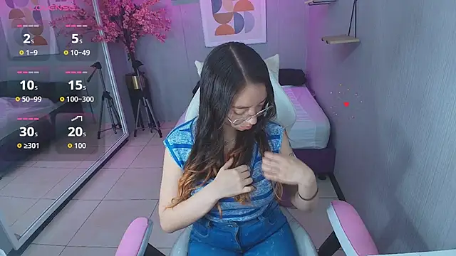 Veronica miiller online show from March 19, 2026, 7:36 pm