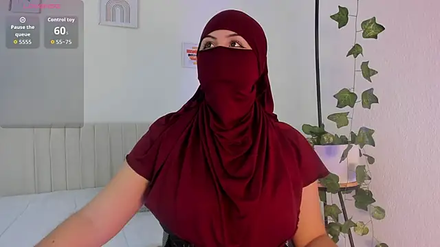 Snapshot of _Amirah chatting on March 3, 2026, 4:25 pm Amirah online show from March 3, 2026, 4:25 pm