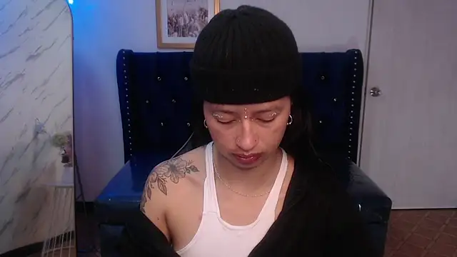 Candy Rose v online show from March 12, 2026, 1:15 pm