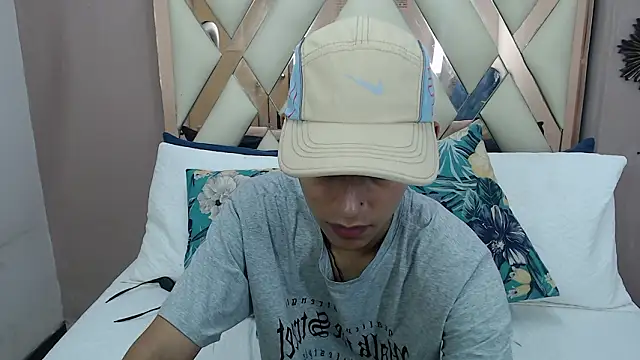 Snapshot of Astaroth_Grigori chatting on February 20, 2026, 7:38 pm Astaroth Grigori online show from February 20, 2026, 7:38 pm