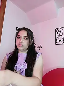 By Lia online show from February 9, 2026, 7:56 pm