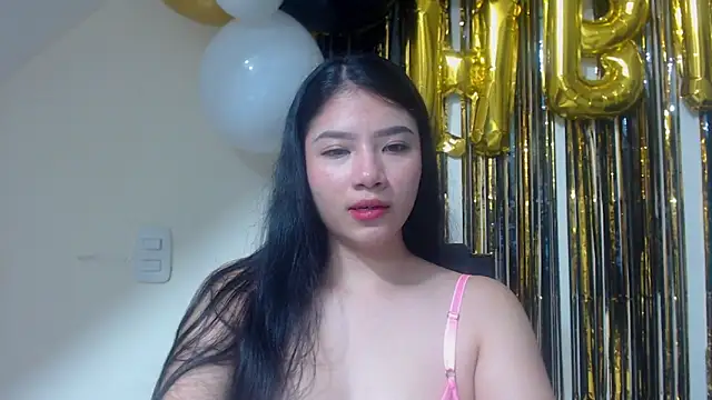 Snapshot of mia_girl07 chatting on February 5, 2026, 11:11 pm mia girl07 online show from February 5, 2026, 11:11 pm