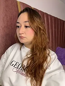 SalomeFlores online show from March 17, 2026, 12:24 am