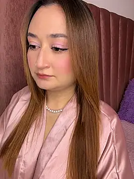 SalomeFlores online show from April 9, 2026, 12:01 am