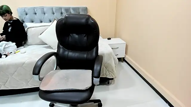 Snapshot of Bela_Craxkerr chatting on February 28, 2026, 12:38 pm Bela Craxkerr online show from February 28, 2026, 12:38 pm