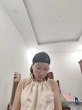 Famrita online show from May 23, 2026, 3:33 pm