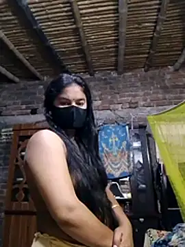 Hot Sweeti online show from April 10, 2026, 10:17 pm