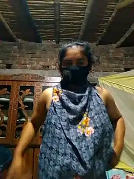 Hot Sweeti online show from March 12, 2026, 2:10 pm