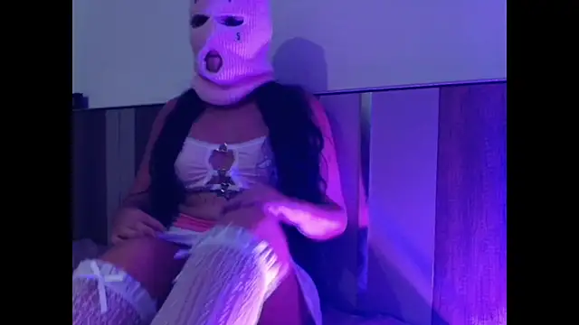 Snapshot of babycute018 chatting on March 4, 2026, 7:27 am babycute018 online show from March 4, 2026, 7:27 am