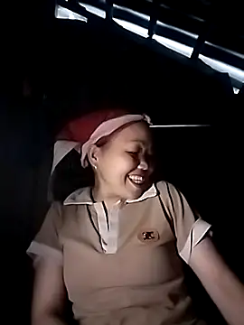 Sam-cute online show from March 18, 2026, 5:10 am