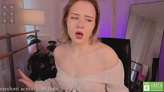 jayjanice online show from February 26, 2026, 9:42 am