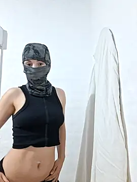 Mariposa-azul online show from January 14, 2026, 5:16 pm