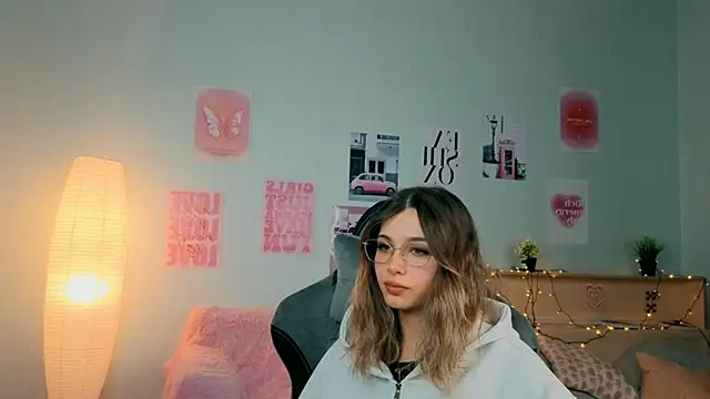 Snapshot of dinnerwithflowers chatting on February 1, 2026, 2:15 pm dinnerwithflowers online show from February 1, 2026, 2:15 pm