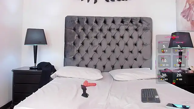 Kiri Black  online show from March 14, 2026, 4:07 am