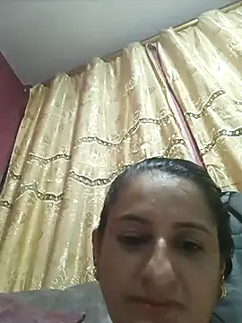 Snapshot of Luna_seductora12 chatting on February 16, 2026, 5:39 am Luna seductora12 online show from February 16, 2026, 5:39 am