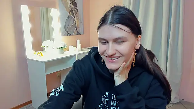 DaniaBimIer online show from January 15, 2026, 8:29 am