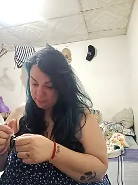 candydust online show from February 13, 2026, 2:55 am