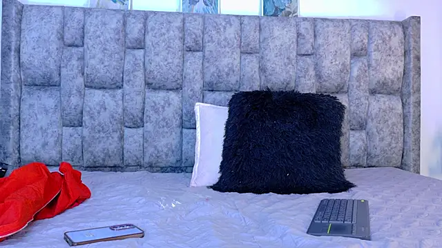 samirths boy  online show from February 6, 2026, 7:10 pm