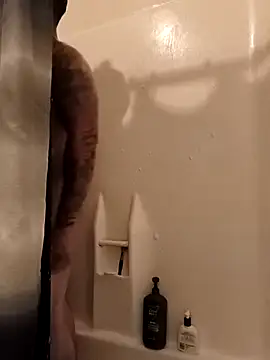 Snapshot of ThickaThuckDick07 chatting on April 4, 2026, 12:45 pm ThickaThuckDick07 online show from April 4, 2026, 12:45 pm